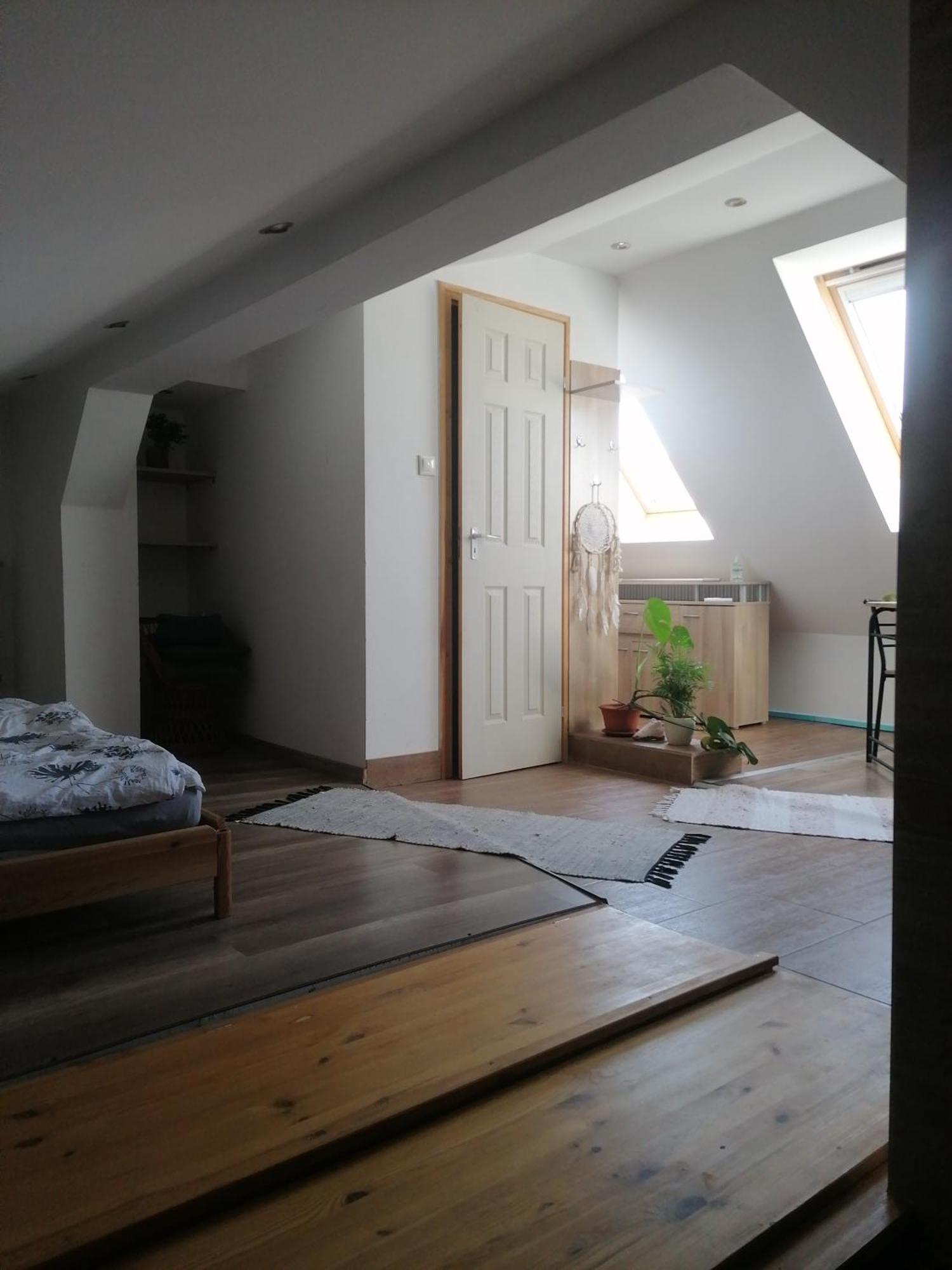 Ujkapu Sunshine Apartments غيور الغرفة الصورة